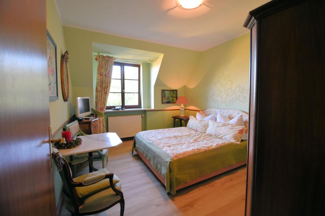 Pension Zur Koeniglichen Ausspanne Dresden Exterior photo